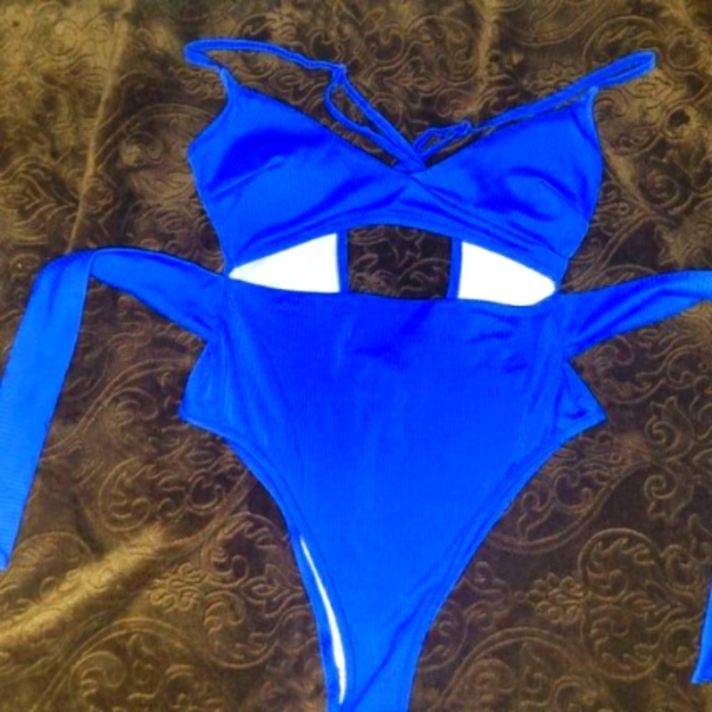 Shade shore blue bikini